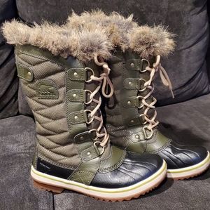 Sorel Joan of Arctic boots